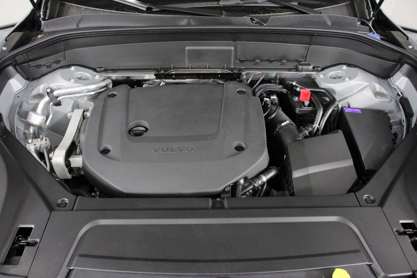 New 2026 Volvo XC90 B6 Ultra w/ Protection Package image 12