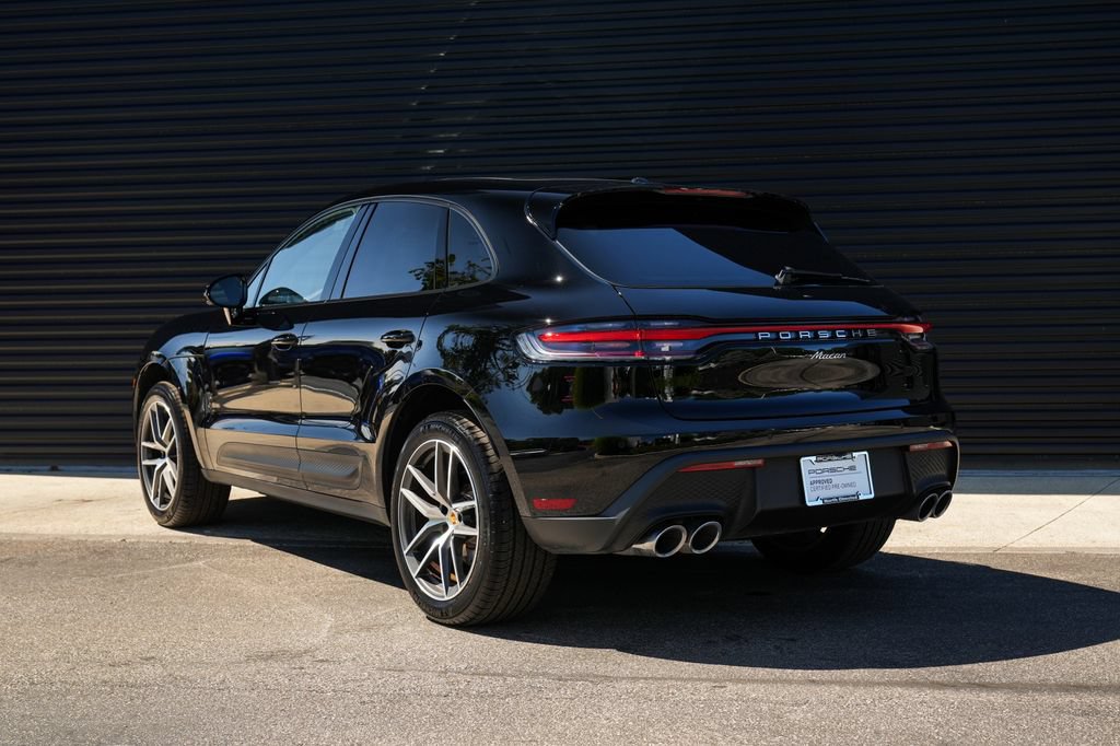 Certified 2026 Porsche Macan AWD/4WD image 3