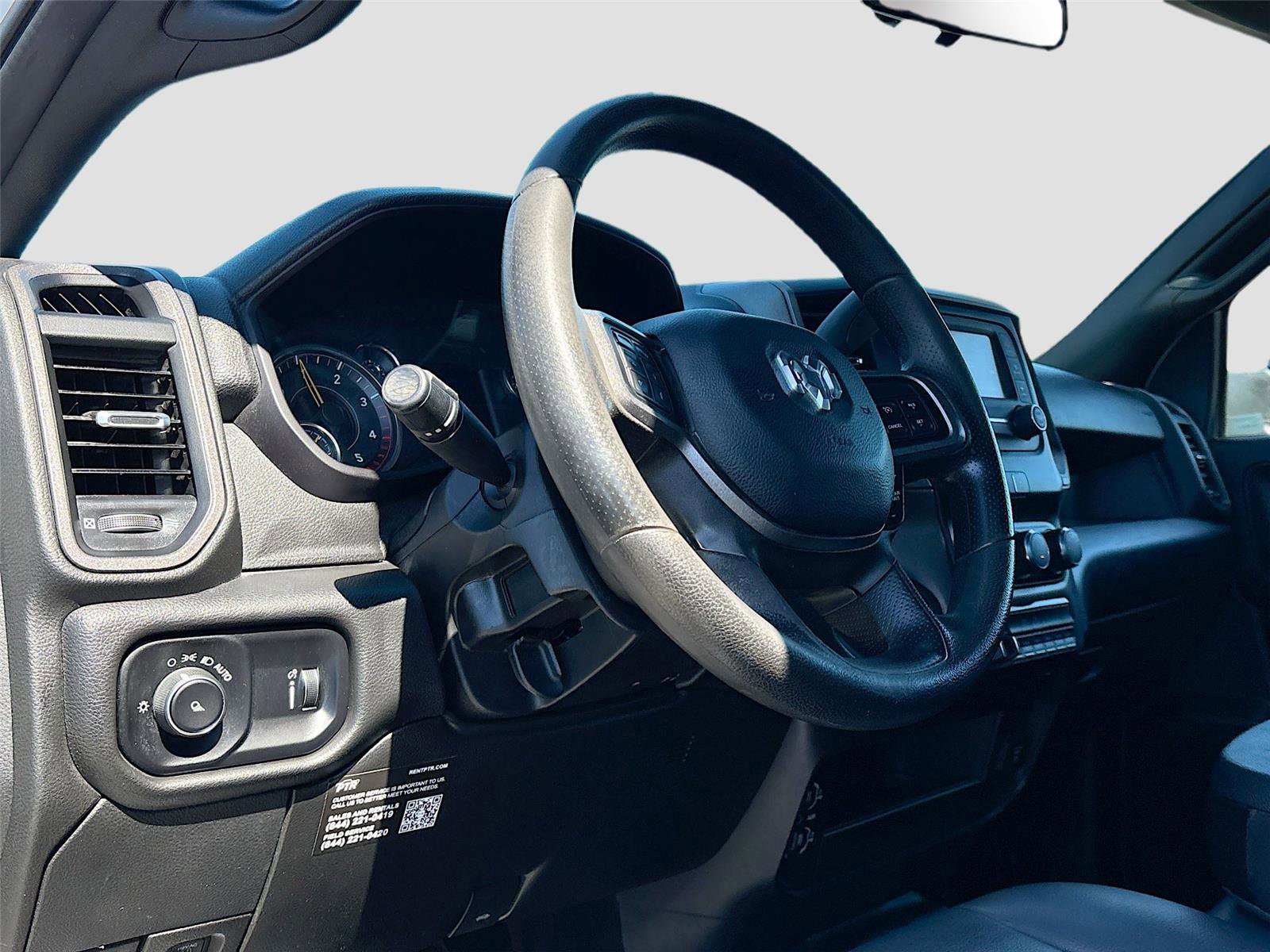 Used 2022 RAM 2500 Tradesman w/ Chrome Appearance Group image 9