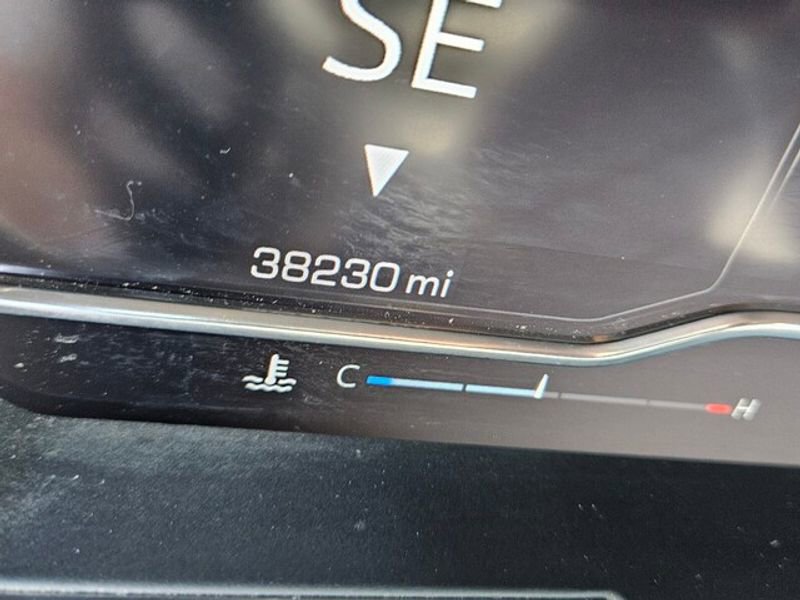 Used 2024 GMC Sierra 1500 AT4 w/ AT4 Preferred Package image 27