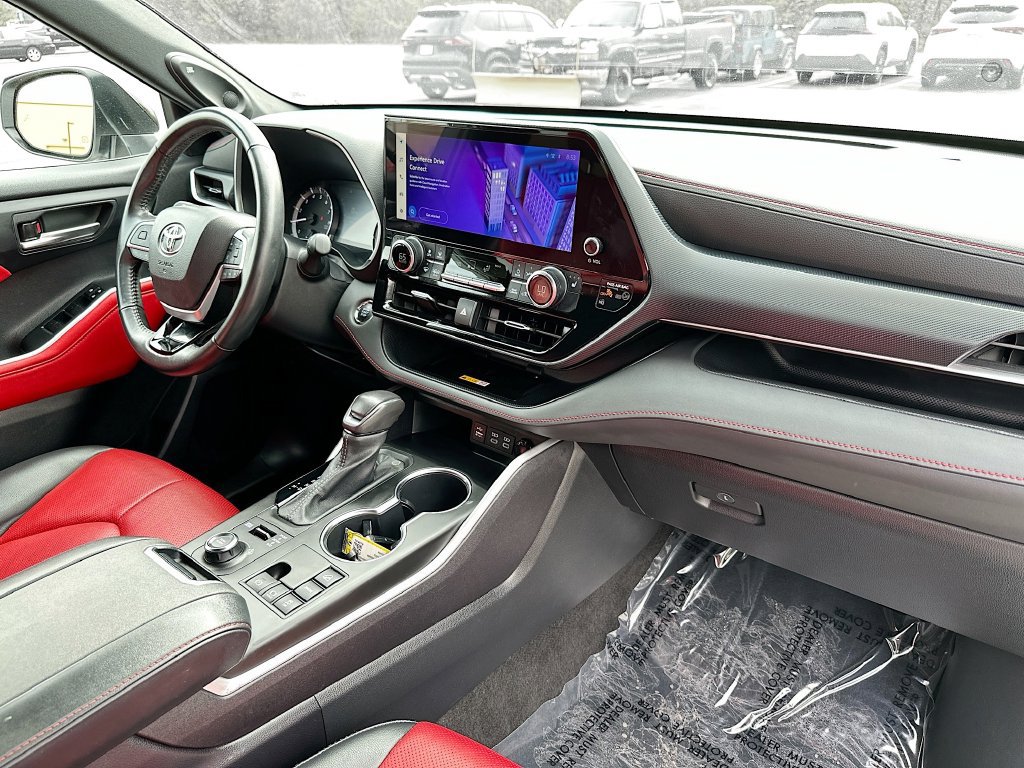 Used 2023 Toyota Highlander XSE AWD/4WD image 39