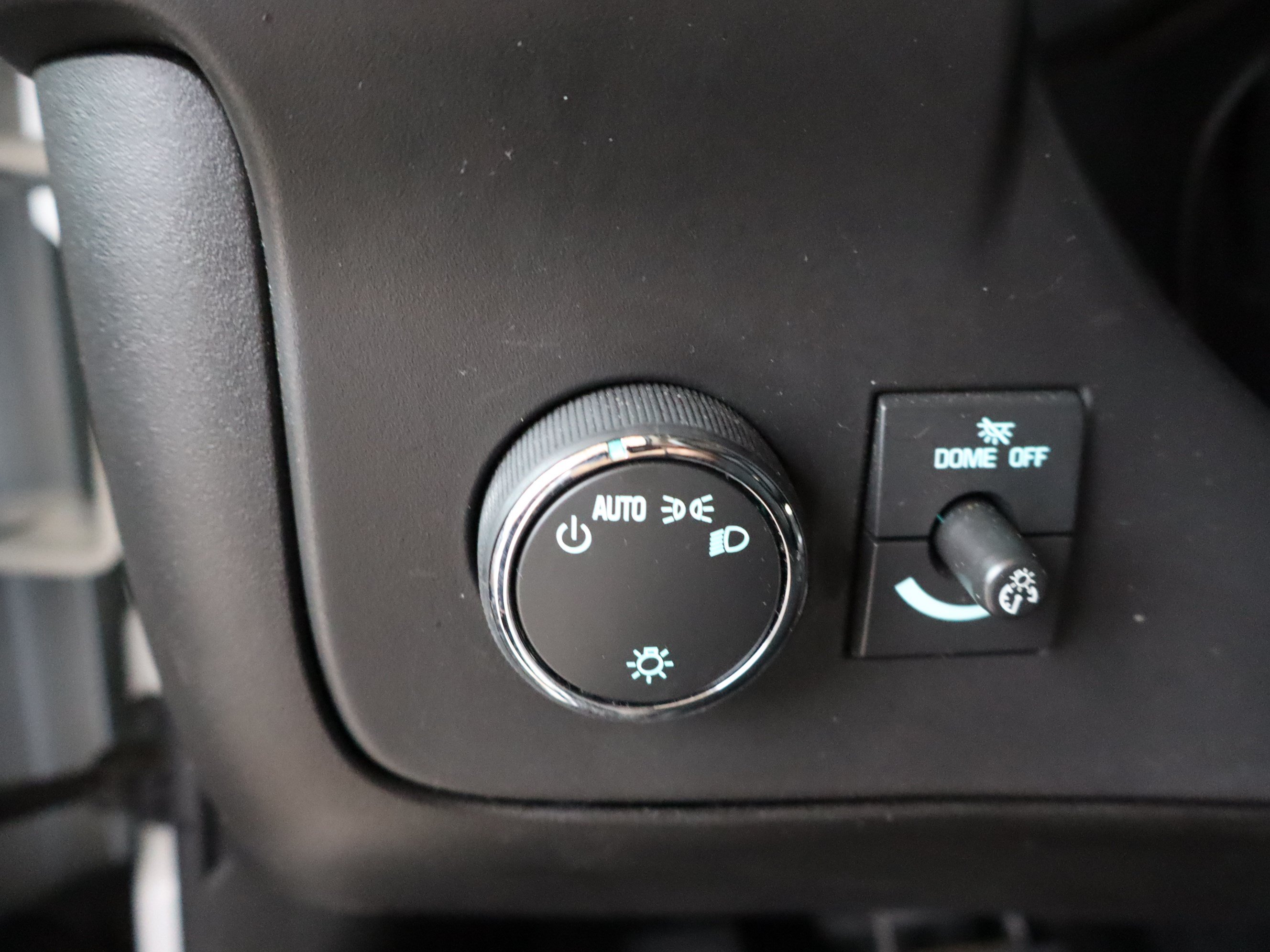 Used 2025 GMC Savana 2500 w/ Driver Convenience Package RWD image 19