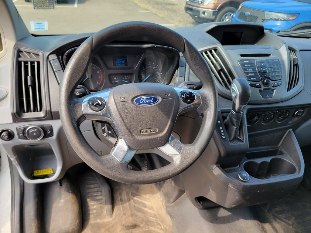Used 2019 Ford Transit 150 130 Low Roof RWD image 4