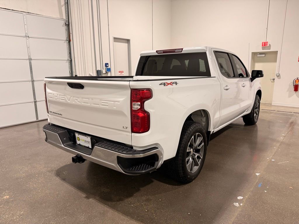 Used 2025 Chevrolet Silverado 1500 LT AWD/4WD image 5