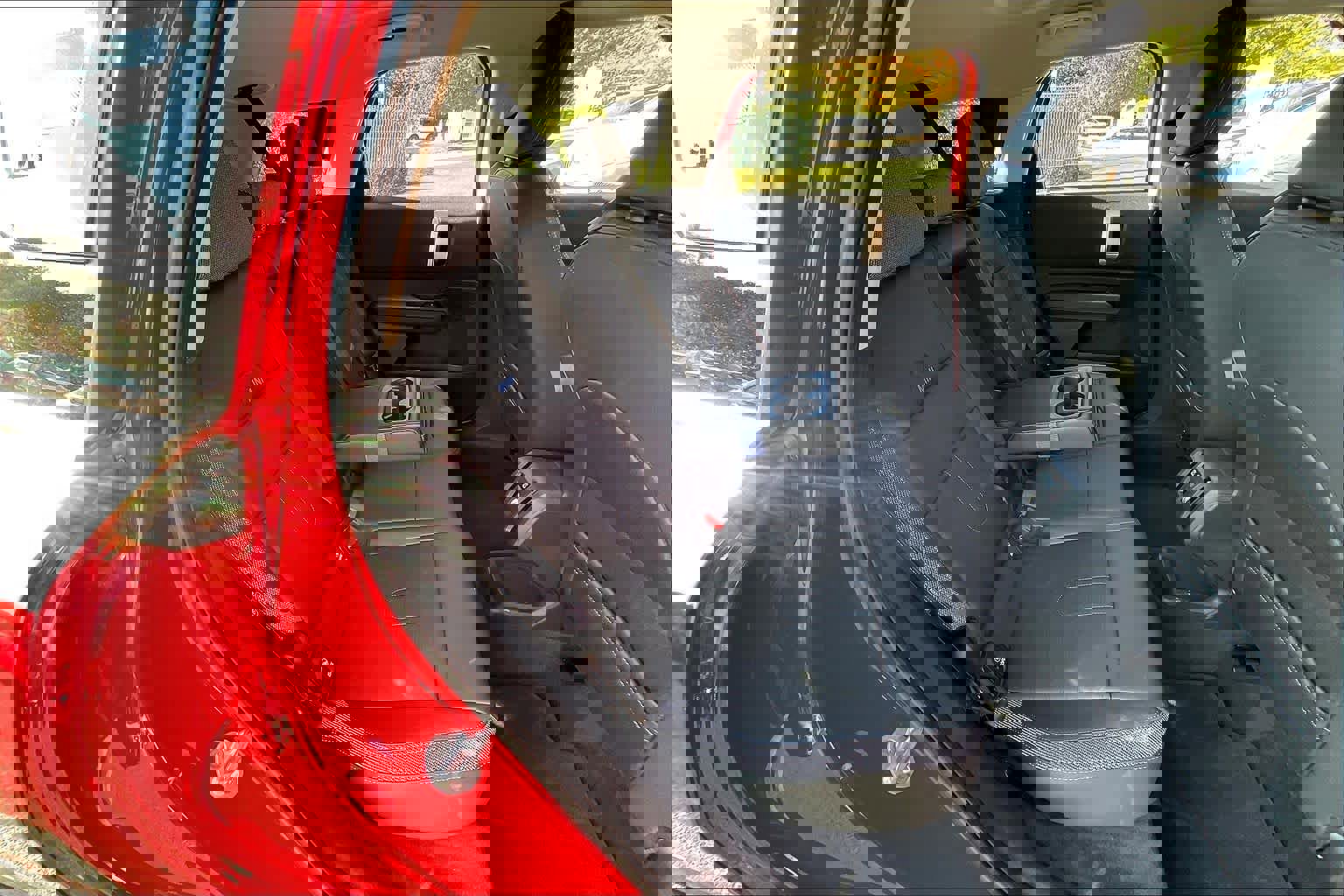 Certified 2025 MINI Cooper Countryman S w/ Comfort Package Max image 19