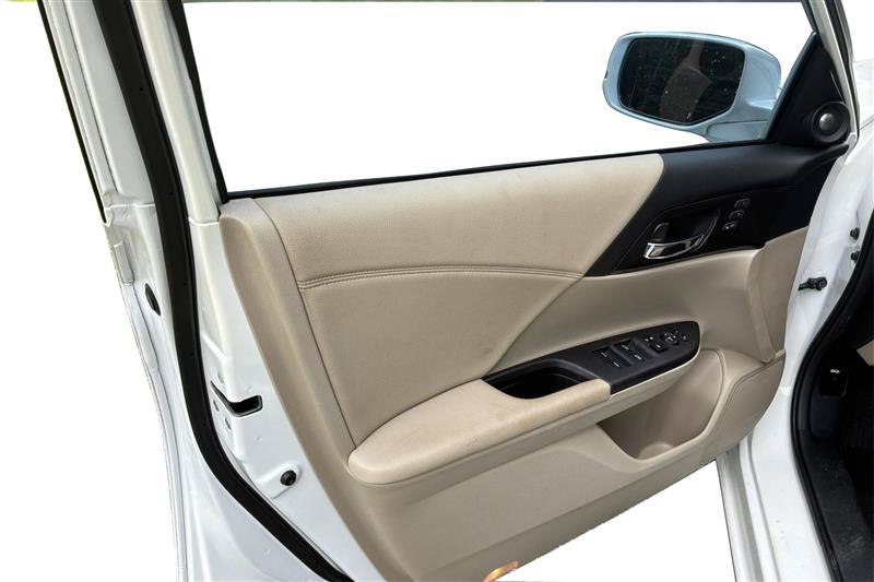 Used 2015 Honda Accord EX-L image 20