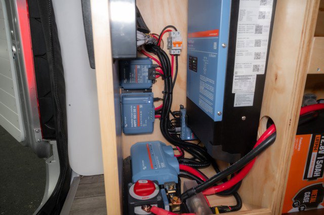 Used 2024 Mercedes-Benz Sprinter 2500 image 13