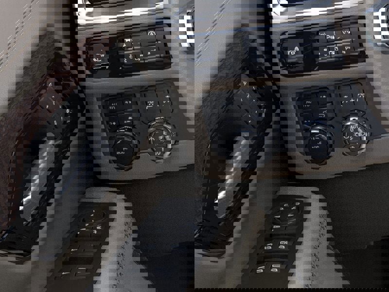 New 2026 GMC Yukon XL Denali image 22