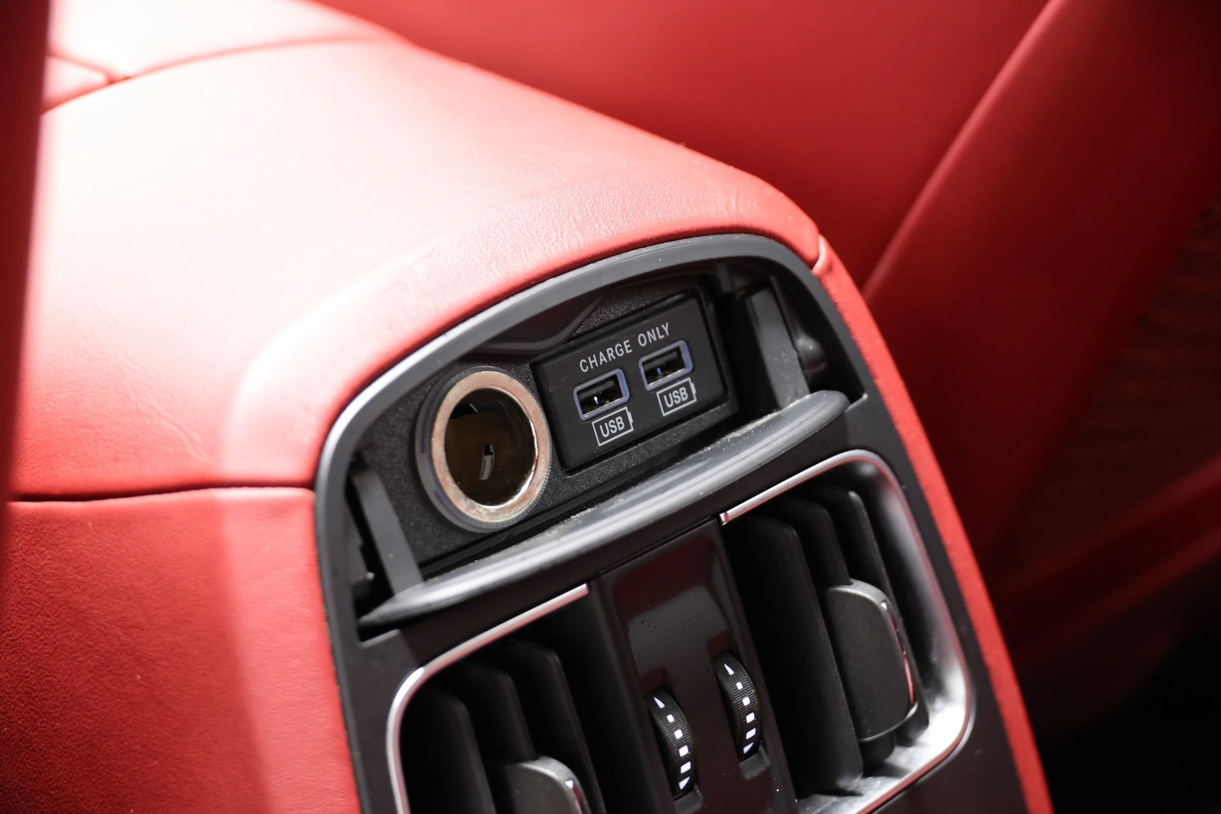 Used 2021 Maserati Levante GTS AWD/4WD image 63
