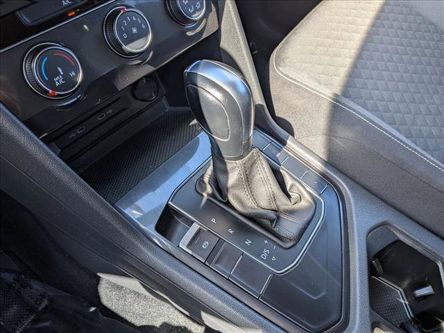 Used 2021 Volkswagen Tiguan S FWD image 12