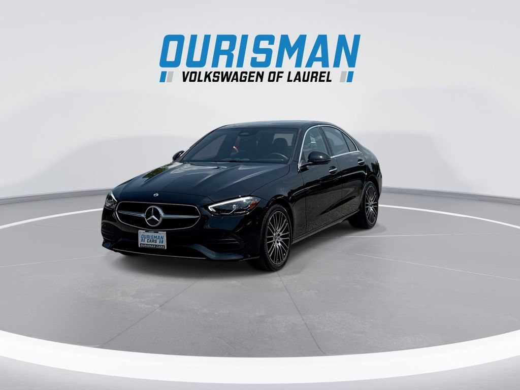 Used 2025 Mercedes-Benz C 300 Sedan image 4