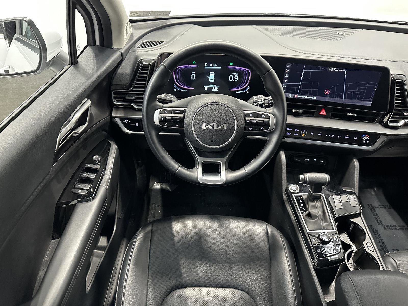 Used 2024 Kia Sportage EX image 19