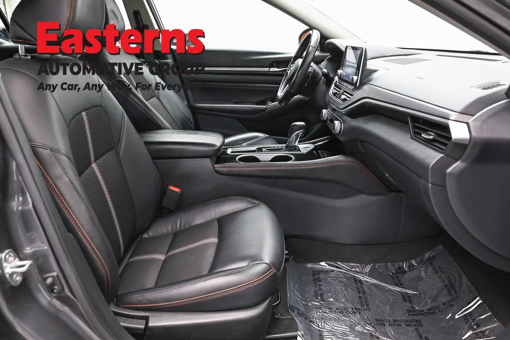 Used 2023 Nissan Altima 2.5 SR FWD image 24