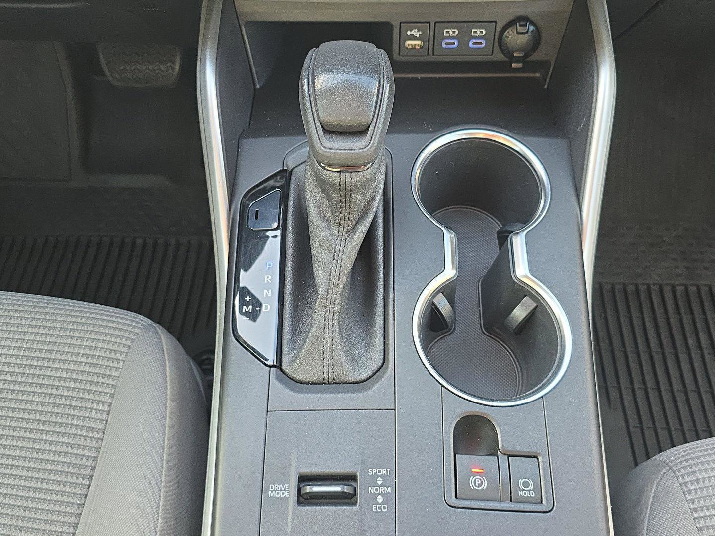 Used 2022 Toyota Highlander L image 13