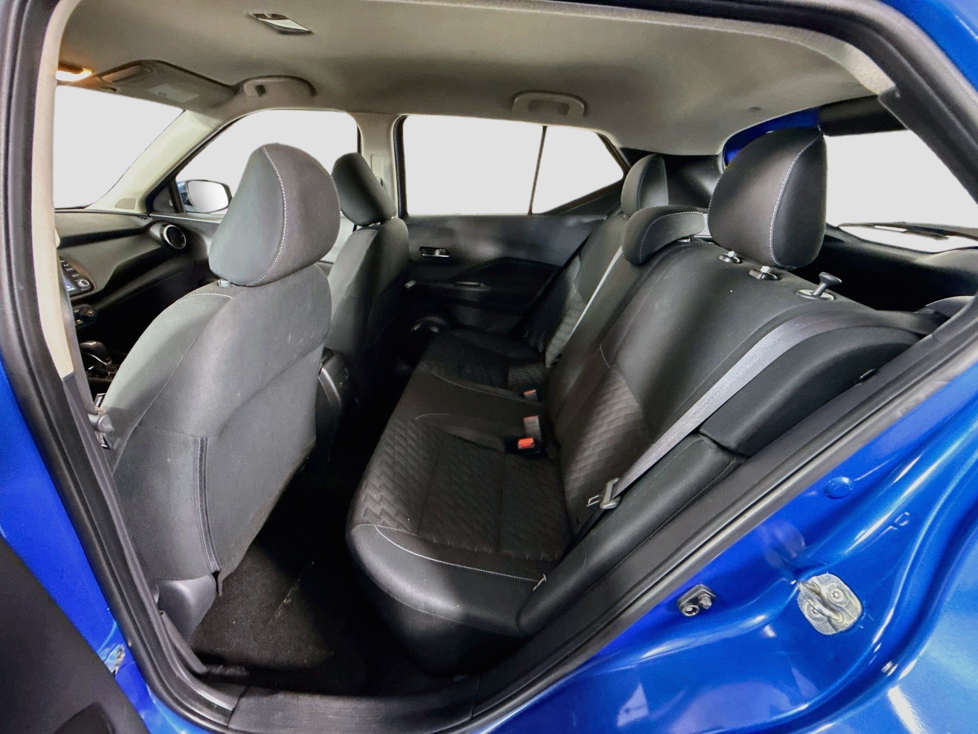 Used 2021 Nissan Kicks SV FWD image 25