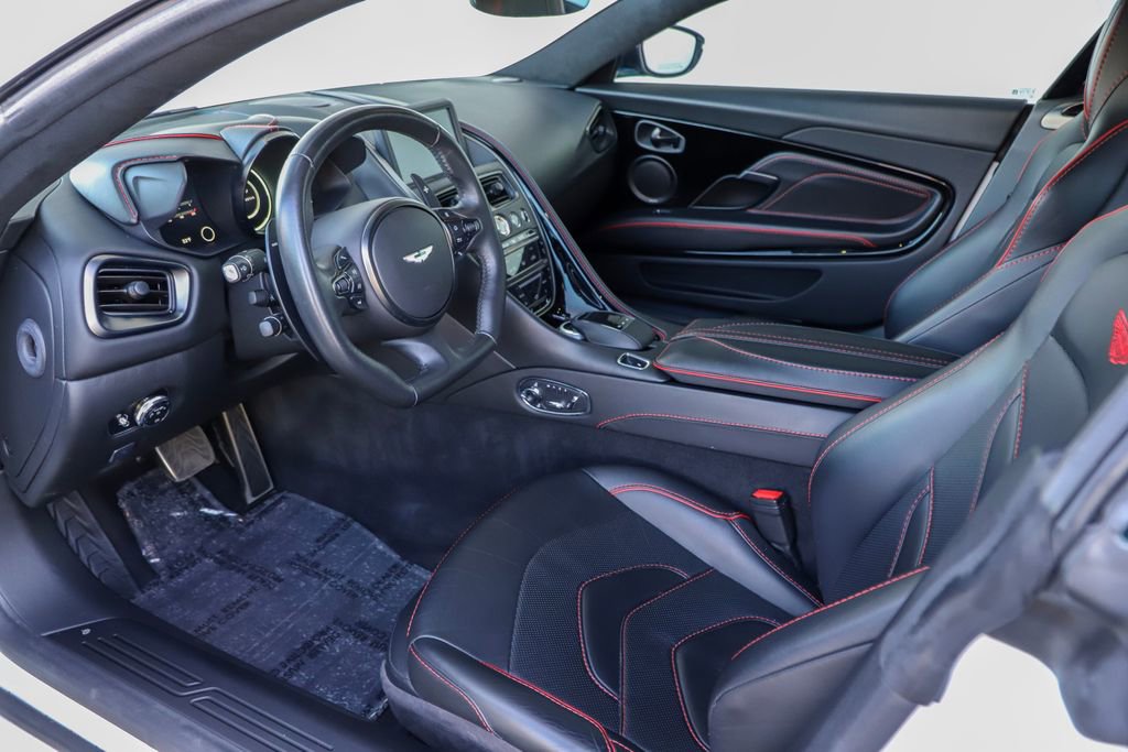 Used 2019 Aston Martin DBS Superleggera RWD image 22