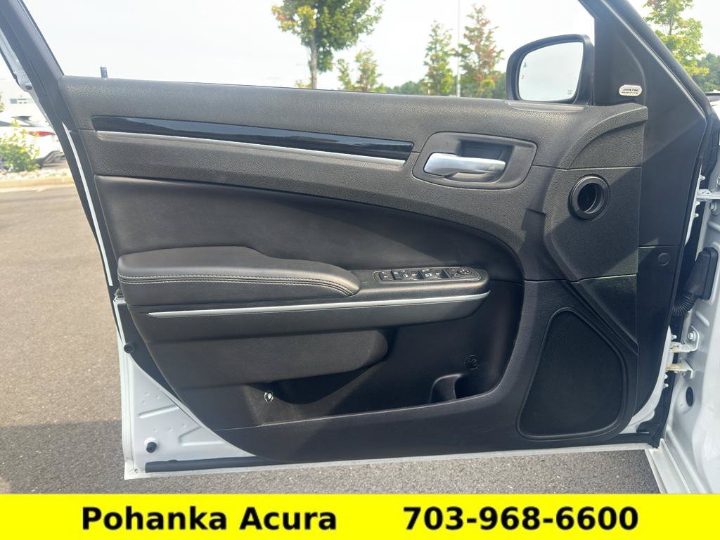 Used 2022 Chrysler 300 S w/ Safetytec Plus Group RWD image 22