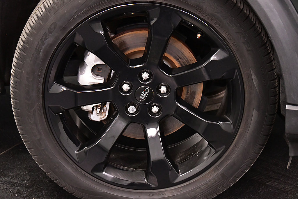 Used 2023 Ford Explorer ST-Line w/ Class IV Trailer Tow Package AWD/4WD image 11