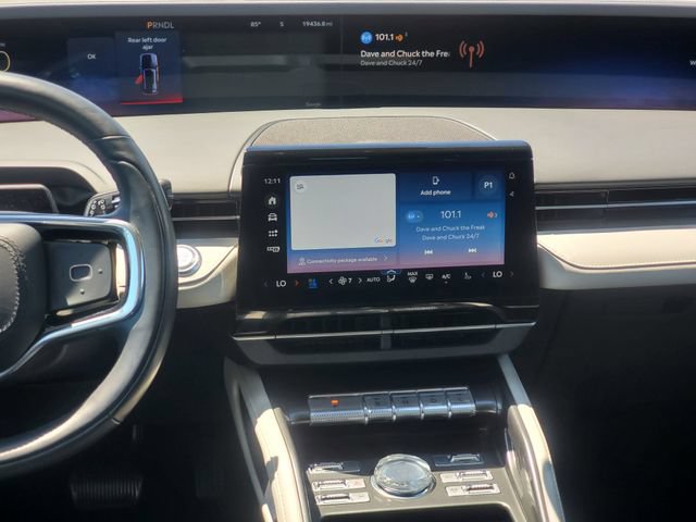 Certified 2024 Lincoln Nautilus Premier AWD/4WD image 26
