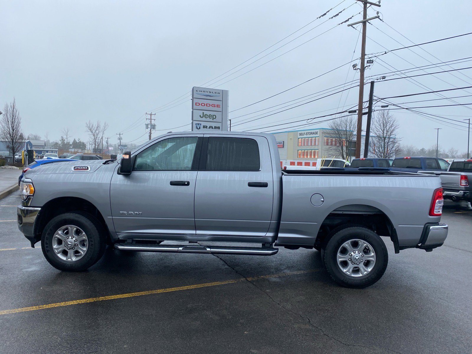 Used 2024 RAM 2500 Big Horn w/ Bed Utility Group image 4