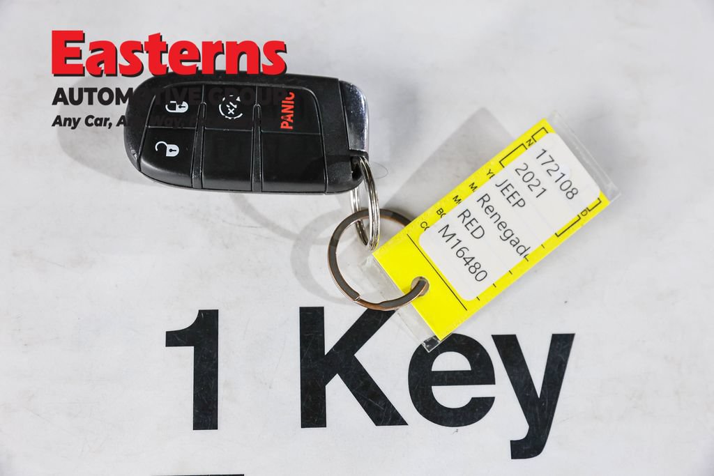 Used 2021 Jeep Renegade Latitude AWD/4WD image 25