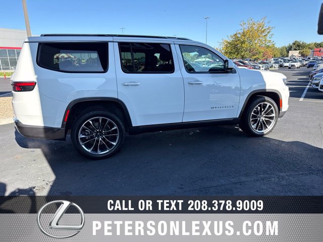 Used 2022 Jeep Wagoneer Series III w/ Premium Group I AWD/4WD image 7