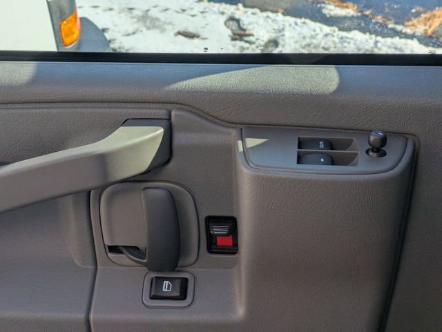 New 2025 GMC Savana 3500 w/ Power Convenience Package RWD image 5