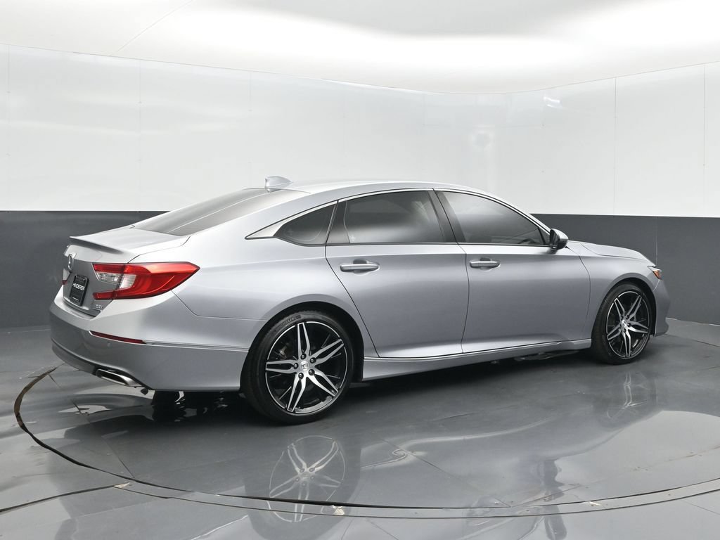 Used 2021 Honda Accord Touring image 8