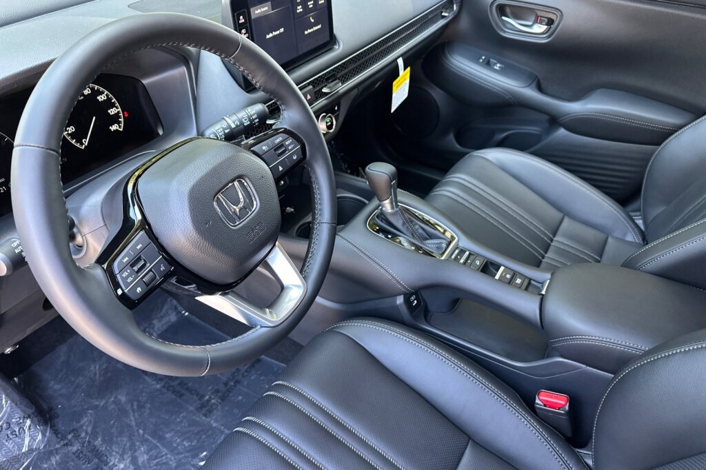 New 2027 Honda HR-V EX-L image 10