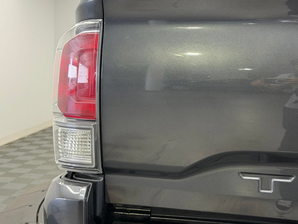 Certified 2023 Toyota Tacoma TRD Sport AWD/4WD image 13