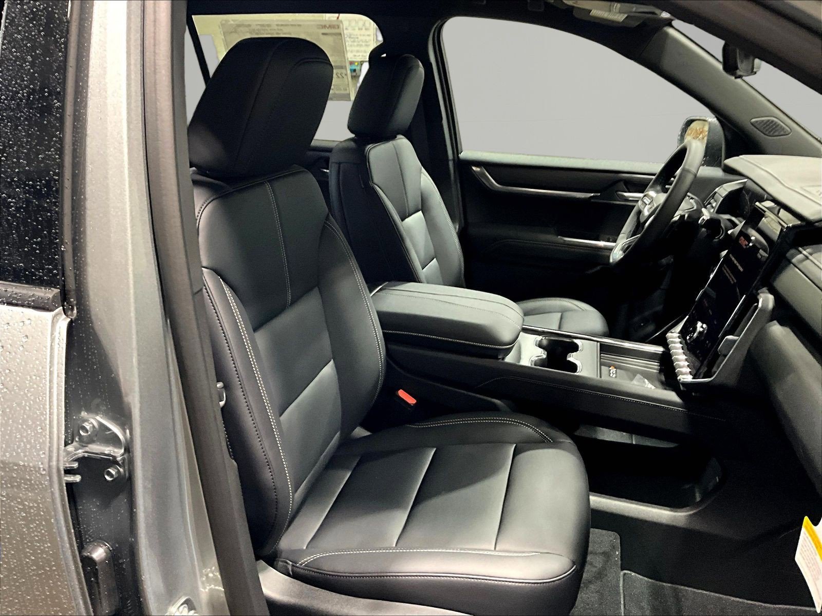 New 2026 GMC Acadia Elevation w/ Elevation Premium Package FWD image 18