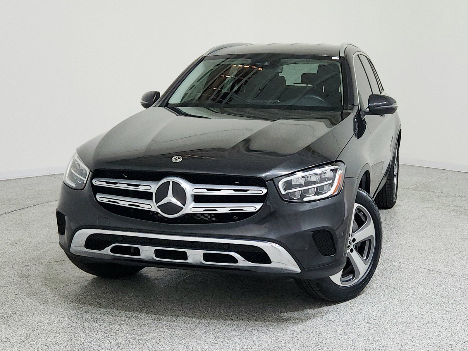 Certified 2022 Mercedes-Benz GLC 300 image 2