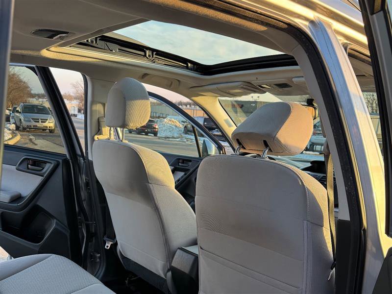 Used 2015 Subaru Forester 2.5i Premium w/ All-Weather Package AWD/4WD image 14