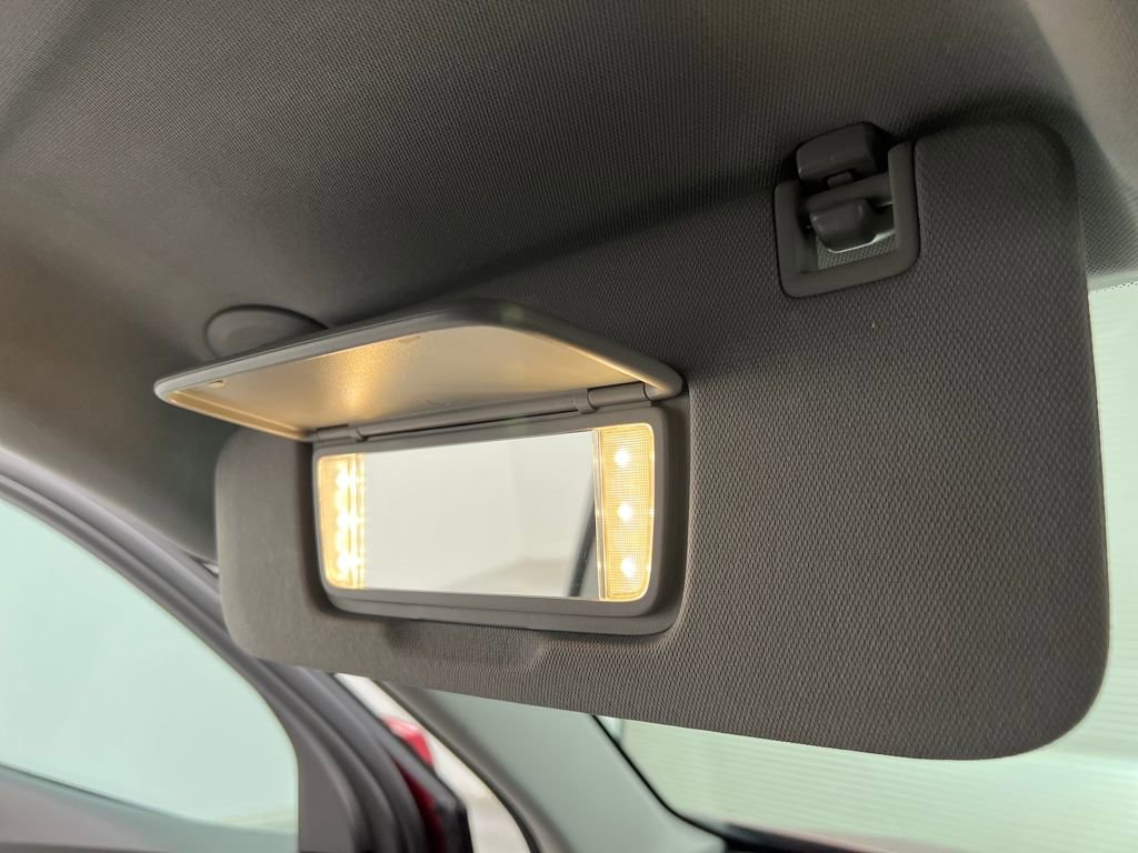 Used 2020 Chevrolet Equinox LT image 59