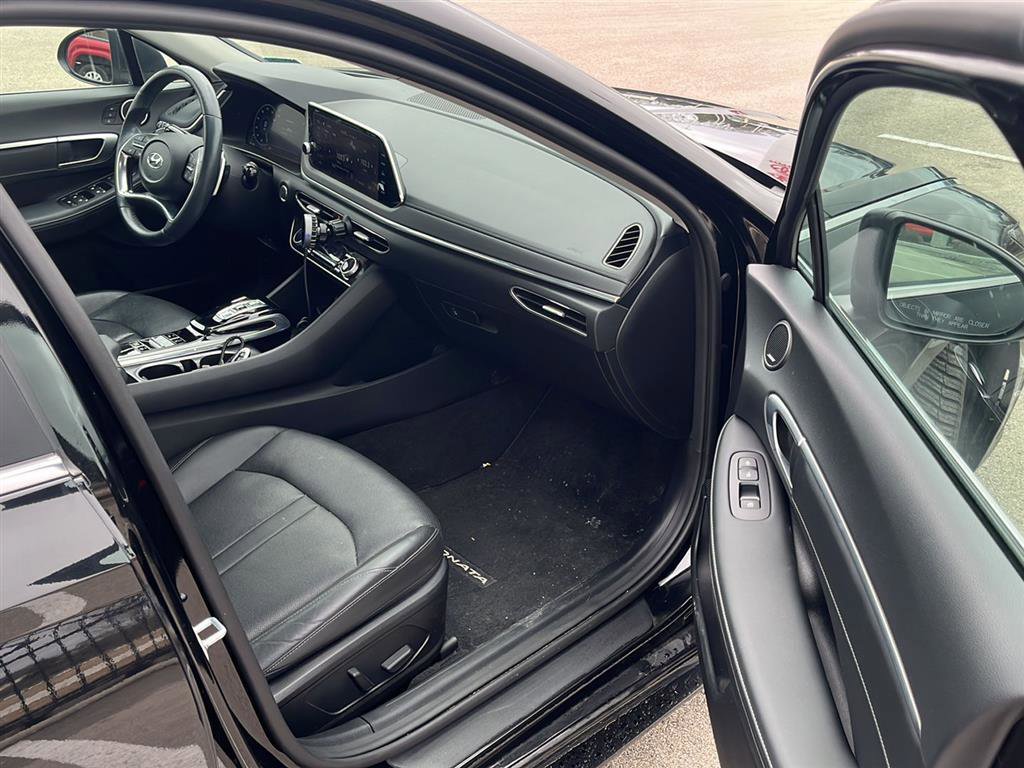 Used 2020 Hyundai Sonata Limited FWD image 16