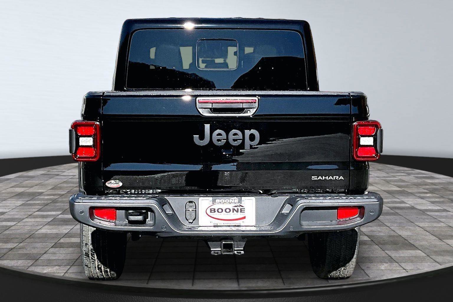 New 2026 Jeep Gladiator Sport AWD/4WD image 5