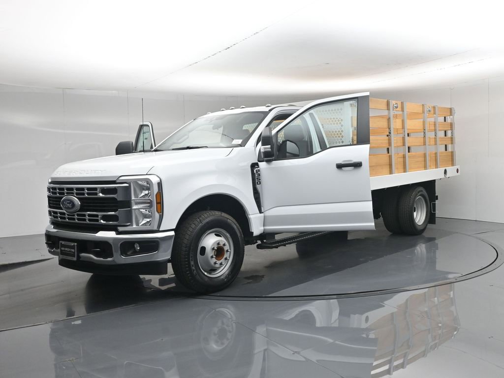 New 2025 Ford F350 XL w/ XL Chrome Package RWD image 24