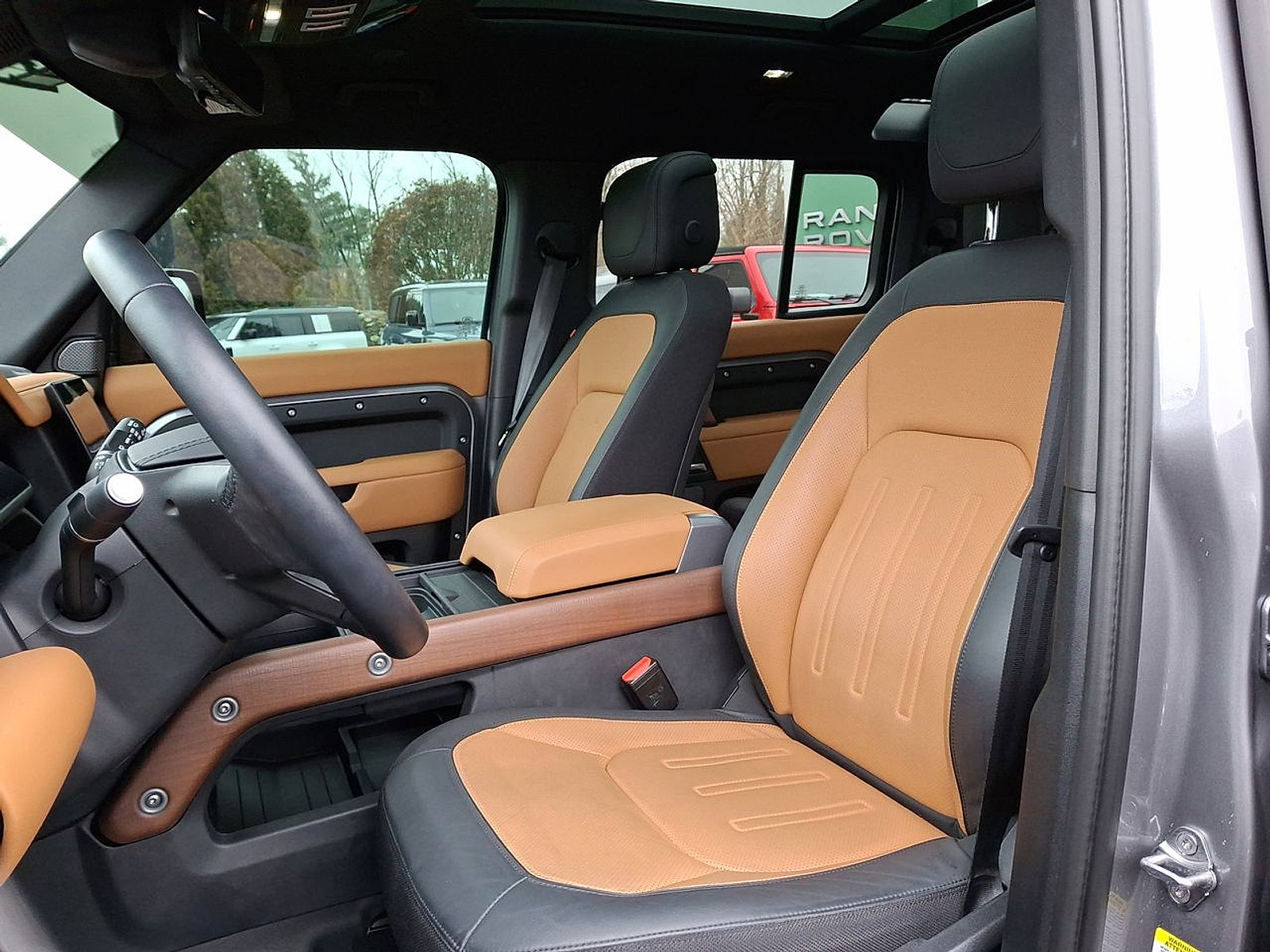 Certified 2024 Land Rover Defender 110 X image 17