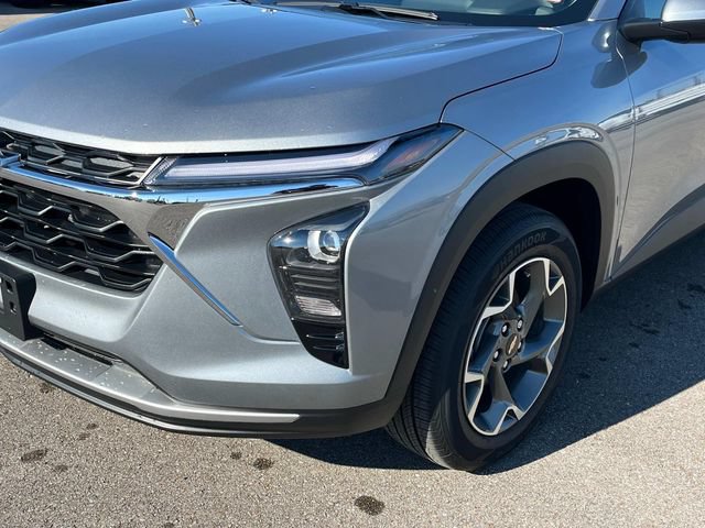 New 2026 Chevrolet Trax LT w/ Driver Confidence Package FWD image 11