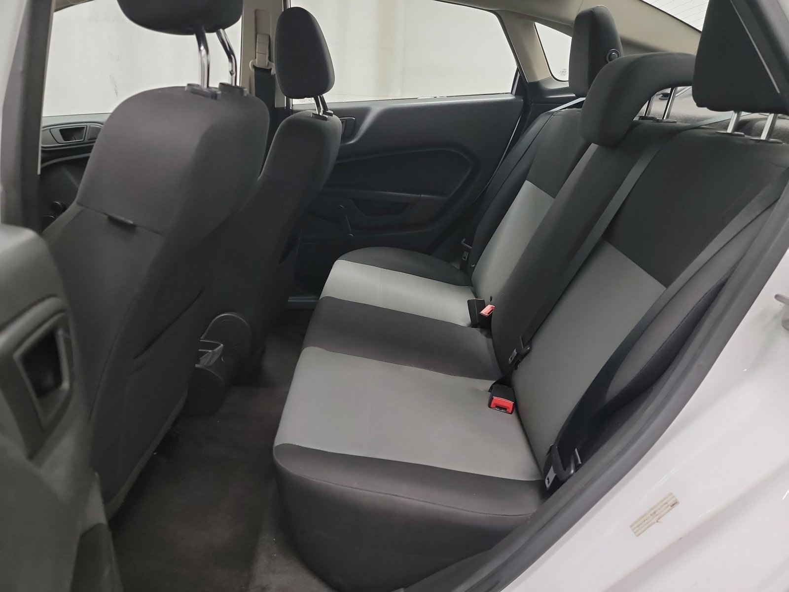 Used 2016 Ford Fiesta S image 26