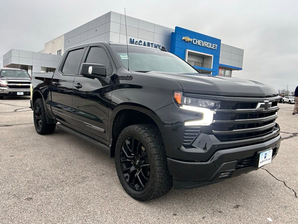 Certified 2025 Chevrolet Silverado 1500 High Country w/ Midnight Edition image 3