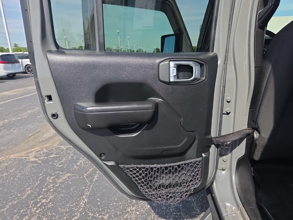 Used 2019 Jeep Wrangler Unlimited Sport S AWD/4WD image 28