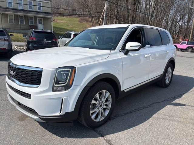Used 2022 Kia Telluride LX AWD/4WD image 3