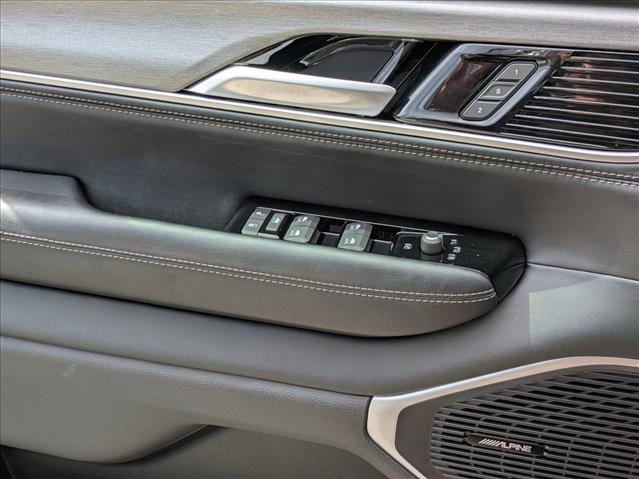 New 2025 Jeep Wagoneer Series II w/ Convenience Group I image 16