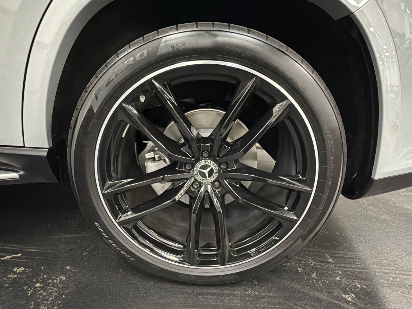 Used 2026 Mercedes-Benz GLS 580 4MATIC image 18