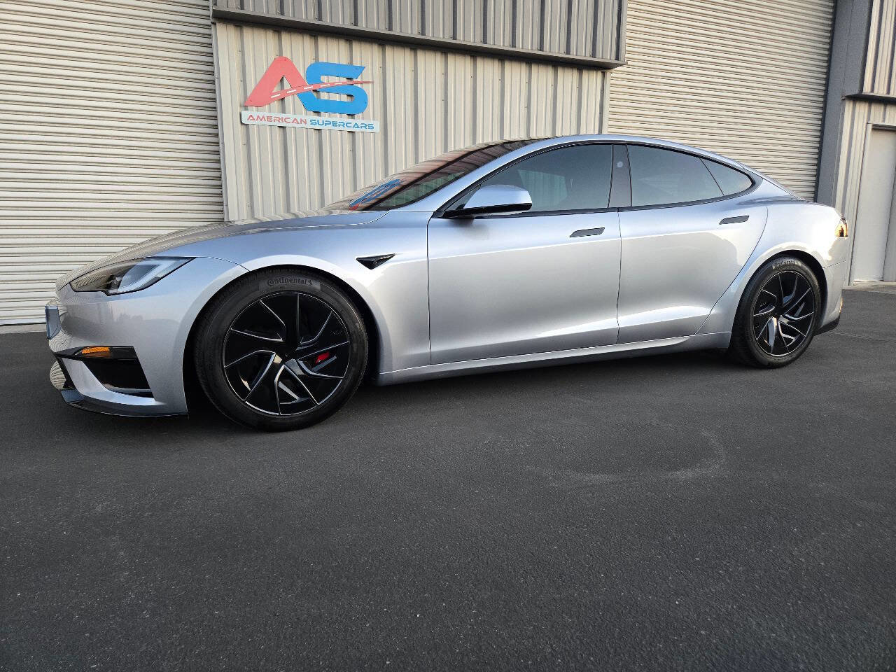 Used 2026 Tesla Model S Plaid AWD/4WD image 3
