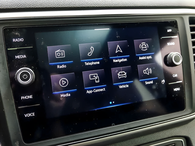 Used 2021 Volkswagen Atlas Cross Sport SE w/ Panoramic Sunroof Package AWD/4WD image 17