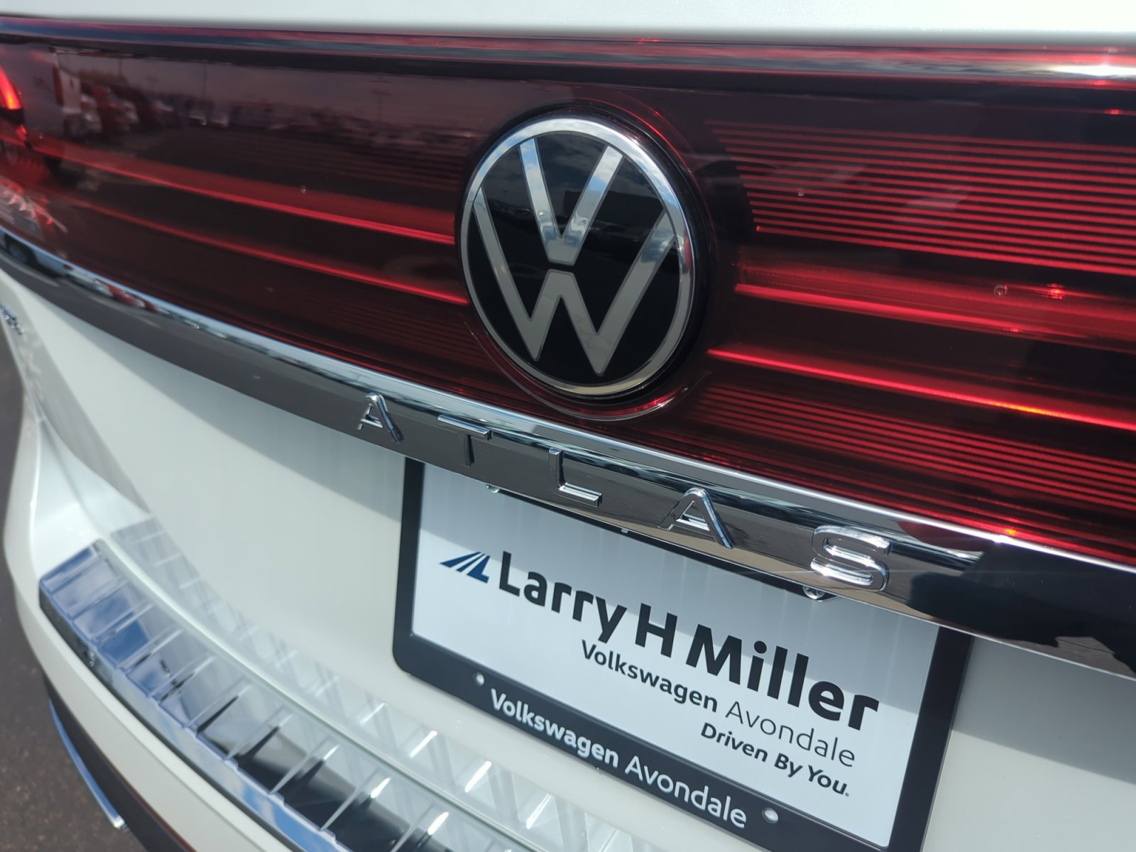New 2026 Volkswagen Atlas SE FWD image 22