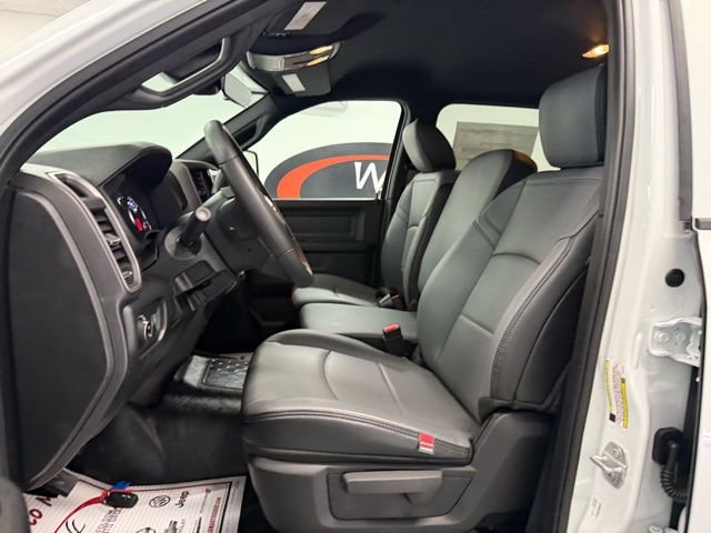 New 2026 RAM 5500 Tradesman w/ Chrome Appearance Group AWD/4WD image 9