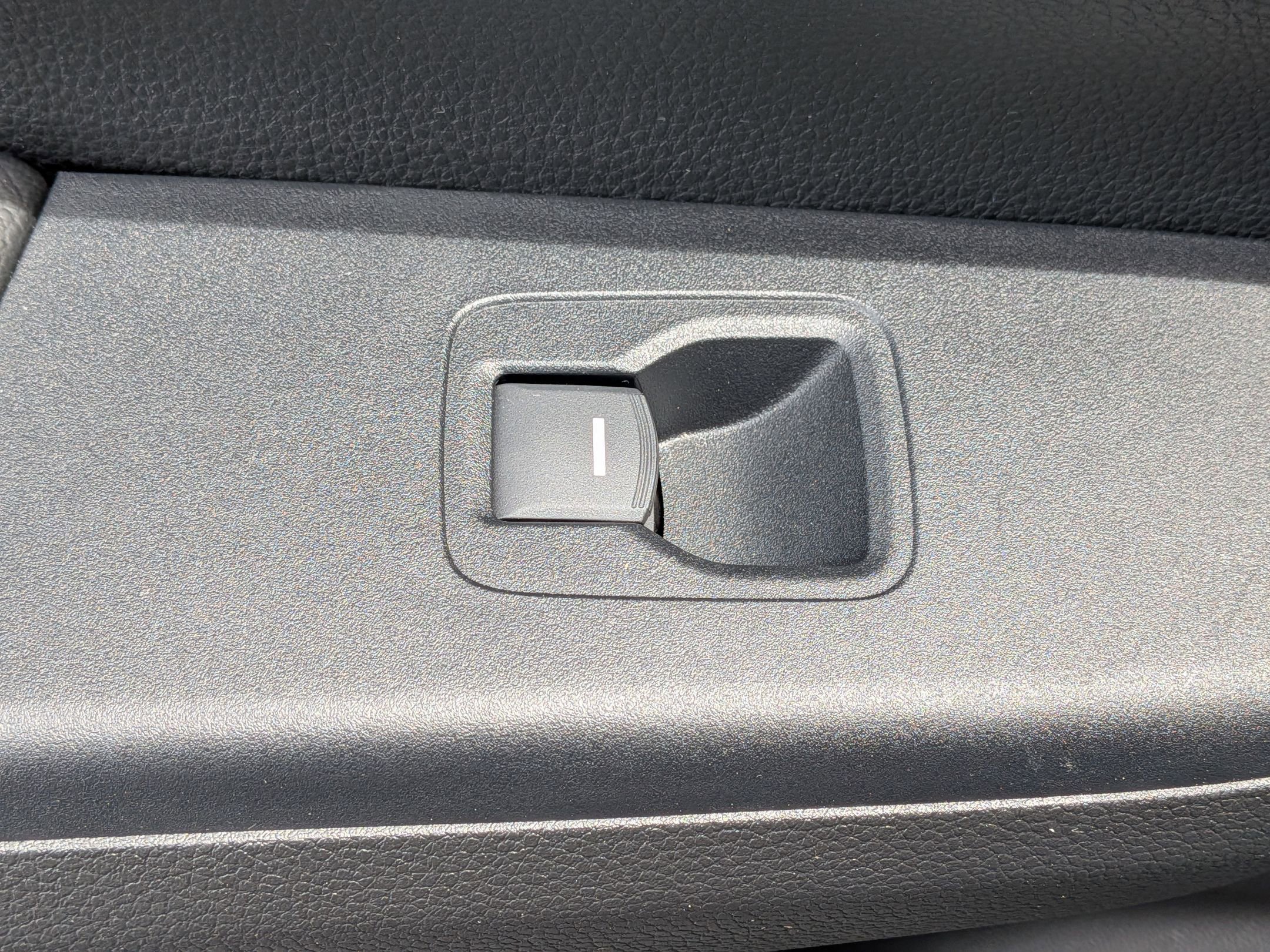 Used 2025 Honda CR-V Sport-L image 28